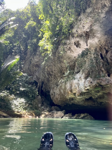 Belize Crystal Cave Exploration and River Tubing Excursion Amazing day in Belize 