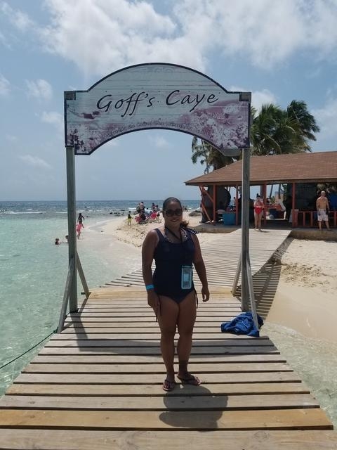 Belize Goff's Caye Island Getaway and Snorkel Cruise Excursion Beautiful waters 