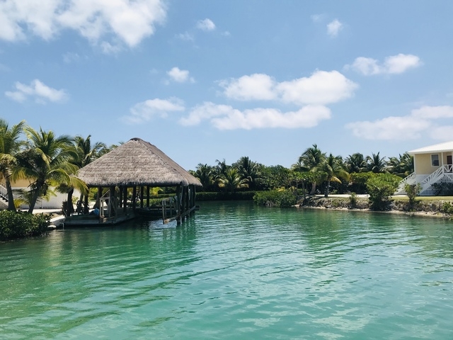 Belize Private Island Shaka Caye Beach Resort Day Pass Excursion  Best Excursion Ever
