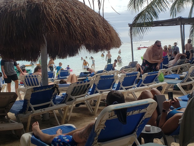 Costa Maya All Inclusive Barefoot Beach Club Day Pass Wonderful service, great drinks, yummy lunch, and beautiful beach