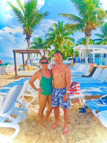 Cozumel Playa Mia Grand Beach Park Day Pass Excursion with Optional Round-Trip Transportation Enjoy Every Minute