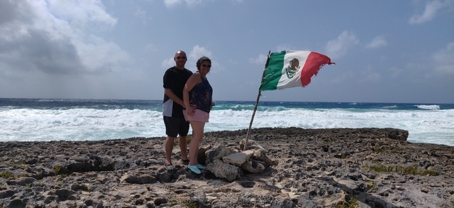 Cozumel Private Dune Buggy, Island Highlights, Snorkel and Lunch Excursion Happy Cruiser