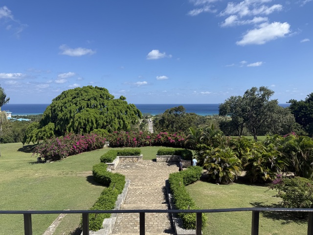 Montego Bay City Sightseeing, Rose Hall Great House, Shopping, and Dr. Cave Beach Excursion Very nice and not rushed 