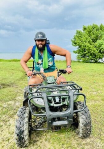 Roatan ATV Jungle Adventure Excursion FIRST TIME ON ATV AND IN RAINFOREST= AWESOME
