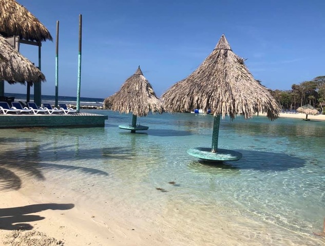 Roatan Little French Key Private Island Beach Resort Day Pass Excursion Great time for the whole family!