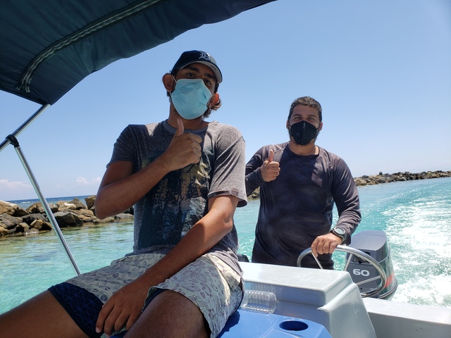 Roatan Relaxed Drift Snorkel, Monkey and Sloth Hangout and Beach Break Excursion Fantastic day with ROA!