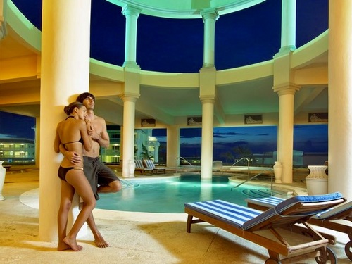 Montego Bay Grand Palladium Resort day pass Tour Prices