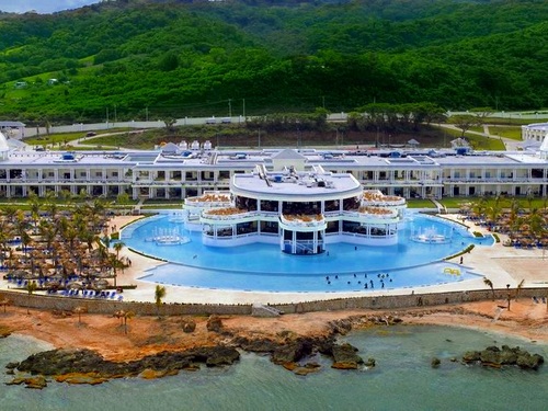 Montego Bay Grand Palladium Resort day pass All Inclusive Cost