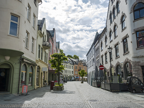 Alesund Brosundet Canal Walking Tour Booking