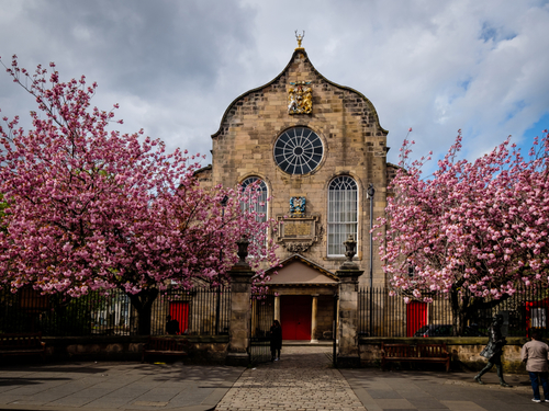 Amsterdam Central Station City Sightseeing Trip Booking