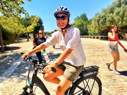 Athens Memorable Sightseeing and Food Tasting by E-Bike Excursion