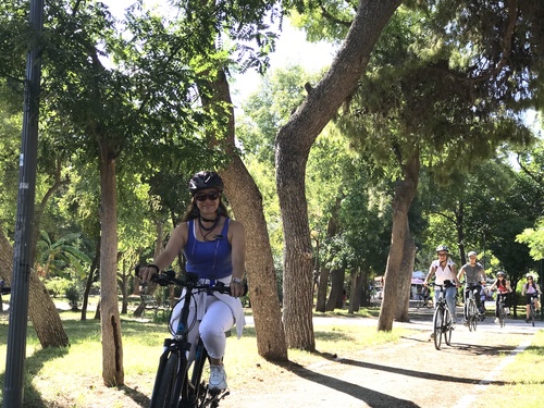 Athens Memorable Sightseeing and Food Tasting by E-Bike Excursion