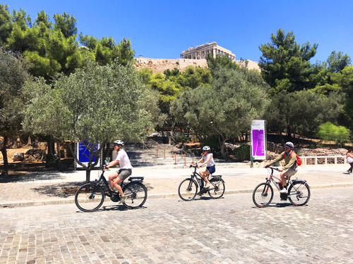 Athens Memorable Sightseeing and Food Tasting by E-Bike Excursion