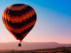 Barcelona Hot Air Balloon Flight and Montserrat Monastery Excursion