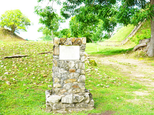 Belize Altun Ha Mayan Temple and Belizean Food Tasting Excursion