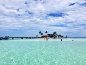 Belize Goff's Caye Island Beach Getaway and Snorkel Excursion