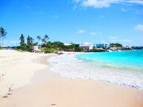 Bermuda Beach Escape and Shopping Excursion