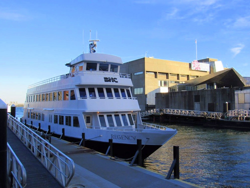 Boston  Massachusetts / USA inner harbor Trip Booking