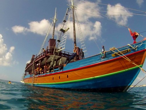 Bridgetown Jolly Roger Pirate Boat Tour Reviews