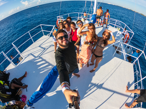   Cozumel Catamaran Marine Park, Cielo Snorkel, and Kuza Beach Park Excursion