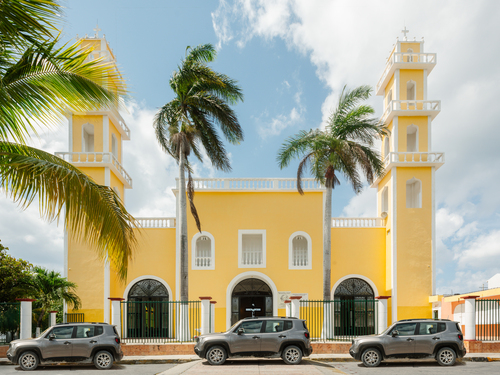 Cozumel Jeep Off-Road Adventure and All-Inclusive Passion Island Excursion 