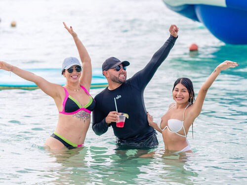 Cozumel San Francisco Beach Day Pass and Open Bar