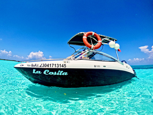 Cozumel Semi-Private Jeep Sightseeing with Snorkel by Boat Excursion
