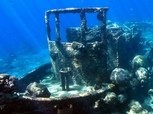 Curacao Coral Reef and Sunken Tugboat Snorkel Excursion Safari