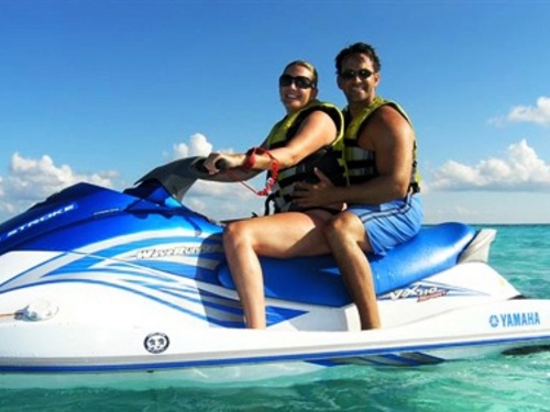 Cozumel warm blue water Reservations