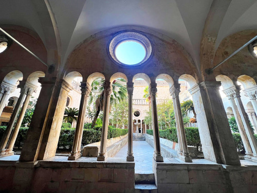 Dubrovnik Franciscan Monastery and Panoramic Boat Sightseeing Excursion