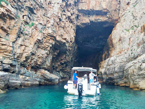 Dubrovnik Franciscan Monastery and Panoramic Boat Sightseeing Excursion