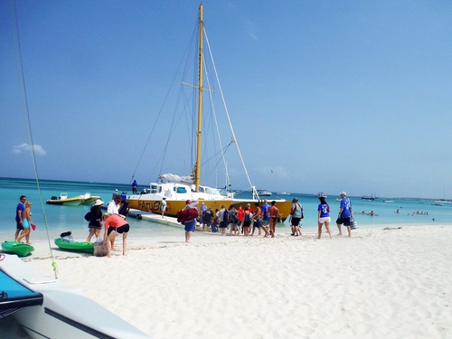 Aruba Oranjestad catamaran sail and snorkel Excursion Reservations