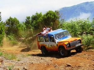 Funchal Country Delights and Santo da Serra Market 4X4 Off-road Excursion