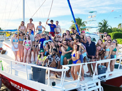 Grand Cayman Catamaran Sail with Stingray City, Snorkeling & Starfish Point Excursion