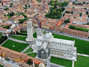 La Spezia Affordable Shuttle to Pisa (optional guided walk) Excursion