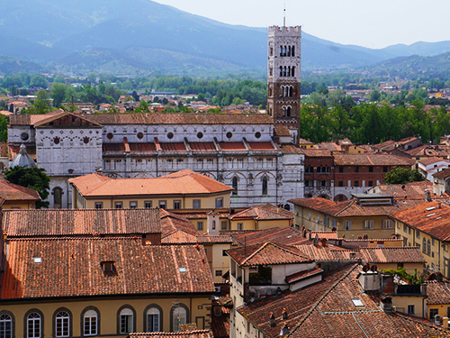 La Spezia to Pisa, and Lucca Excursion with Leaning Tower Entrance Ticket