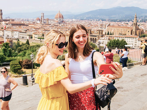 Livorno to Lucca and Pisa with Leaning Tower Entrance Ticket Excursion