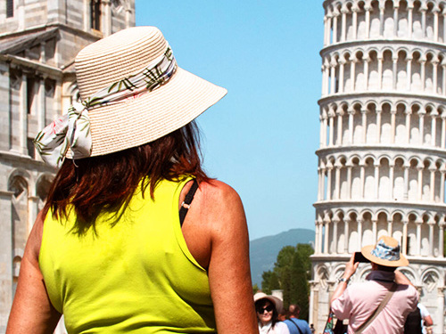 Livorno to Lucca and Pisa with Leaning Tower Entrance Ticket Excursion