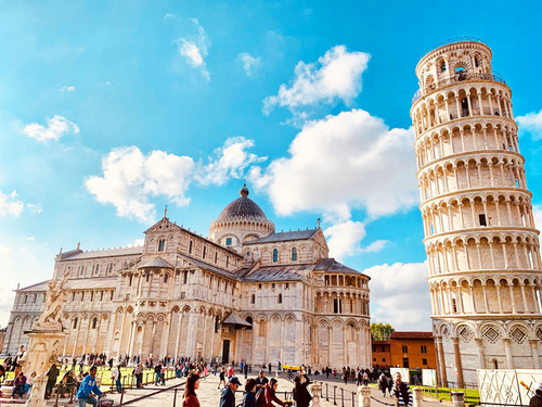 Livorno to Lucca and Pisa with Leaning Tower Entrance Ticket Excursion