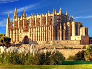 Mallorca Private Palma and Valldemossa Sightseeing Excursion, Full Day
