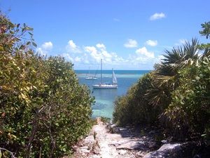 Nassau Sail, Snorkel and Beach Excursion