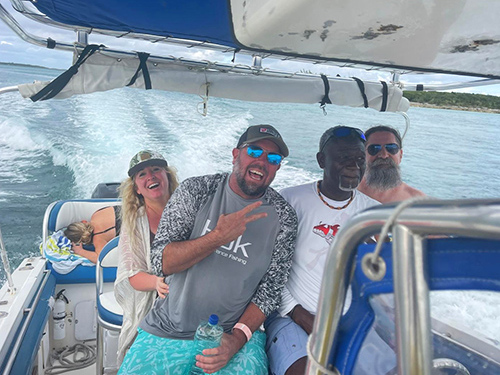 Nassau Thrill Seekers Powerboat and Snorkel Excursion