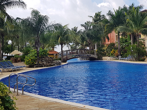 Roatan  Honduras pool Excursion Reservations