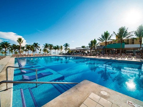 Ocho Rios  RIU Hotel and Waterpark Day Pass Excursion