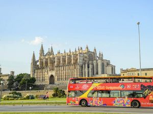 Palma de Mallorca City Hop-On Hop-Off Bus and Boat Sightseeing Excursion