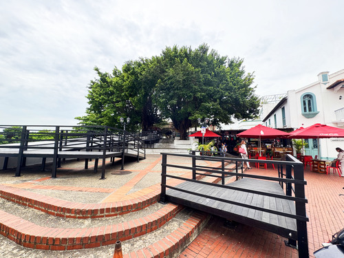 Panama City Colonial Heritage and History Walking Excursion