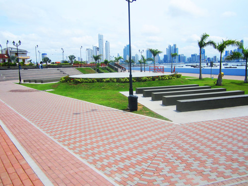 Panama Colon Colonial Heritage and History Walking Excursion