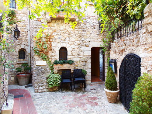 Private Full Day Saint Paul and Antibes from Cannes Excursion