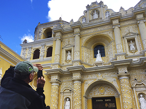 Puerto Quetzal Best of Antigua with Lunch Excursion