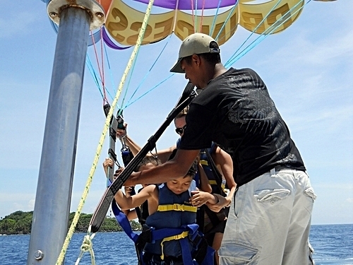 Roatan Honduras parasail Excursion Reservations